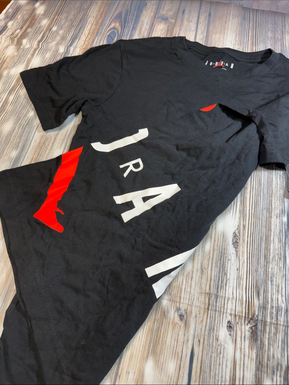 Jordan Black Short Sleeve T-Shirt with Red Jumpman Graphic - Picture 4 of 4